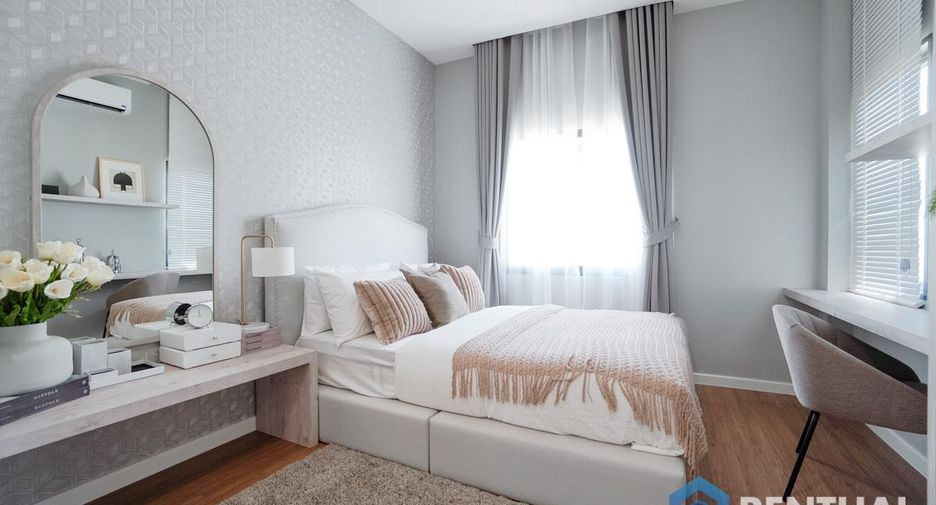 For sale 4 bedrooms house in Bang Lamung, Chonburi