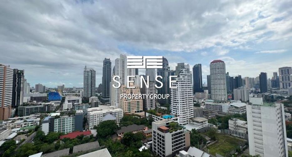 For sale 3 bed condo in Watthana, Bangkok