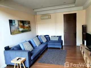 For sale 3 bed townhouse in Khlong Toei, Bangkok