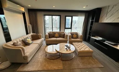 For sale 2 bed condo in Huai Khwang, Bangkok