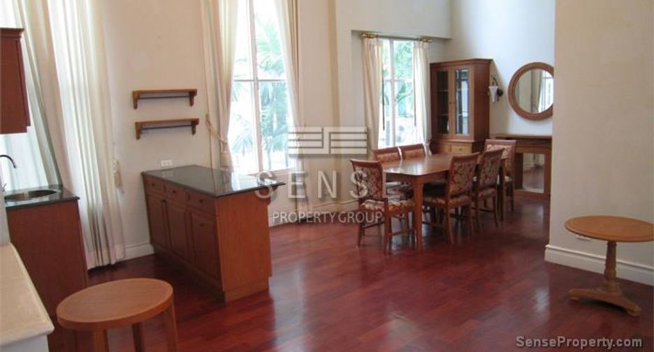For rent 4 bed house in Ratchathewi, Bangkok