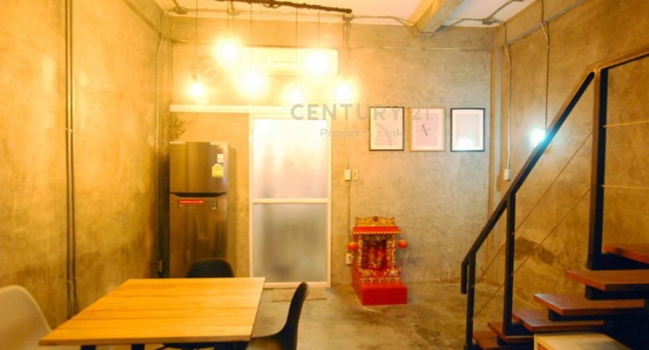 Local comercial en venta de 4 habitaciones en Bang Rak, Bangkok
