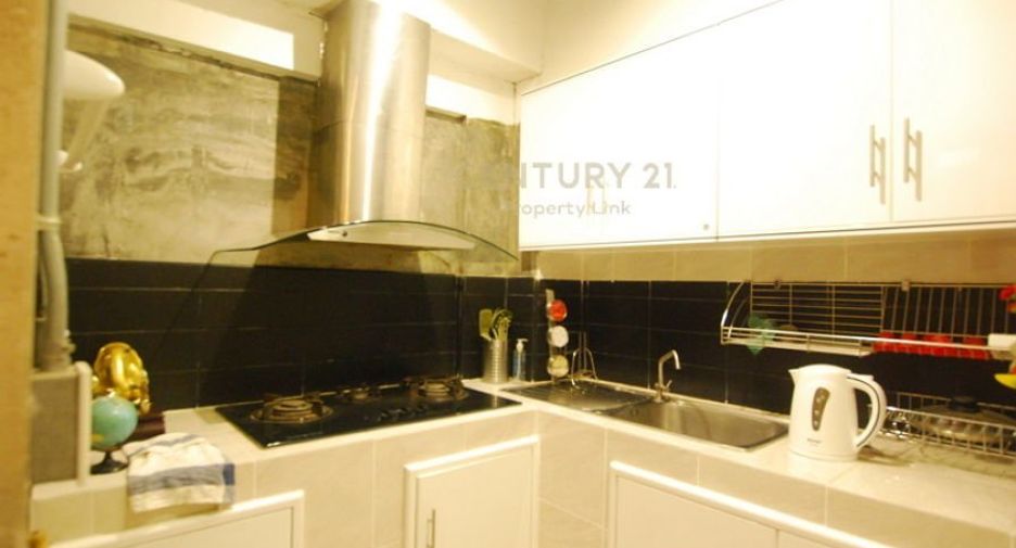 Local comercial en venta de 4 habitaciones en Bang Rak, Bangkok