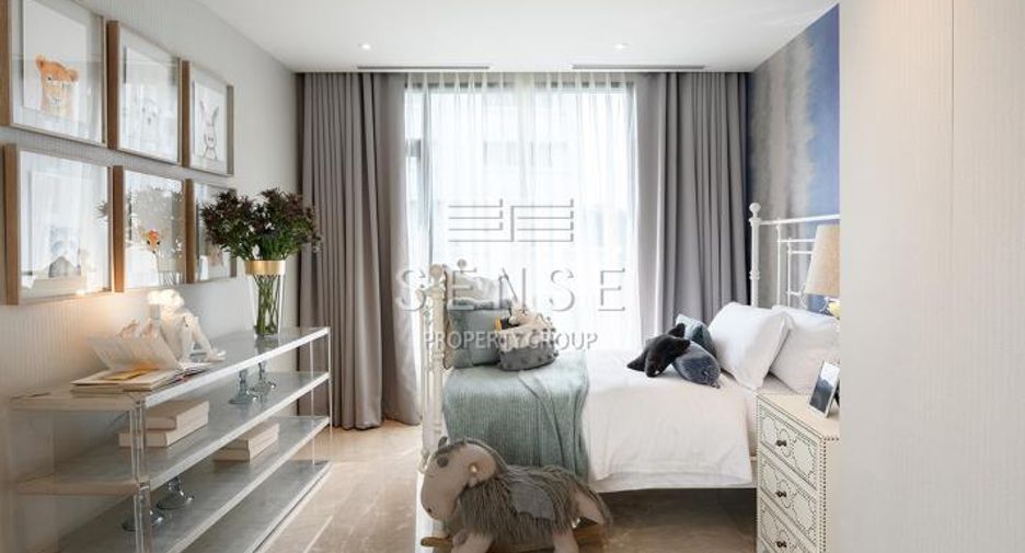 For sale 3 bedrooms condo in Watthana, Bangkok