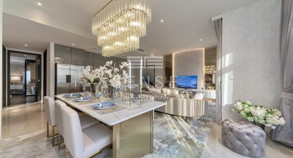 For sale 3 bedrooms condo in Watthana, Bangkok
