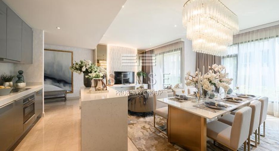 For sale 3 bedrooms condo in Watthana, Bangkok