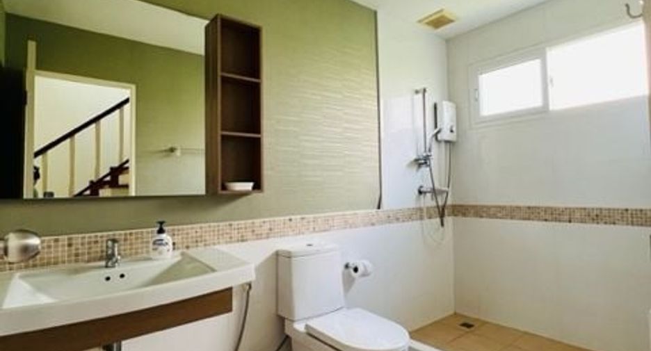 For rent 3 bed house in San Kamphaeng, Chiang Mai