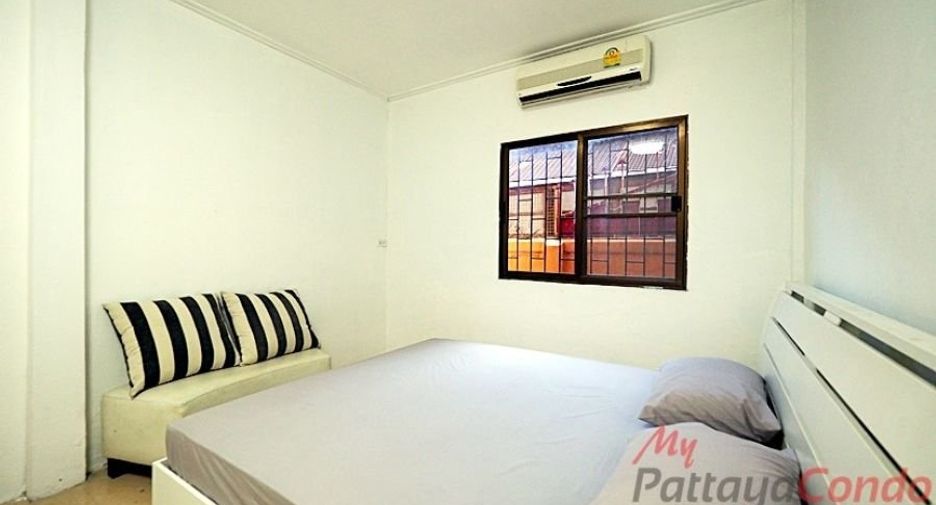 出售 3 卧室 独立屋 在 Bang Lamung, Chon Buri