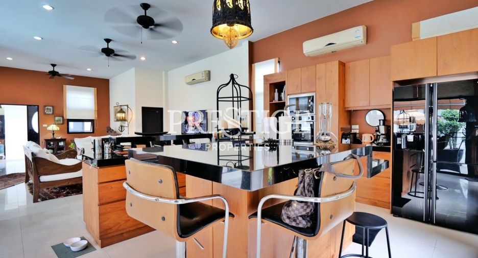 À vendre 4 chambres maison à East Pattaya, Pattaya