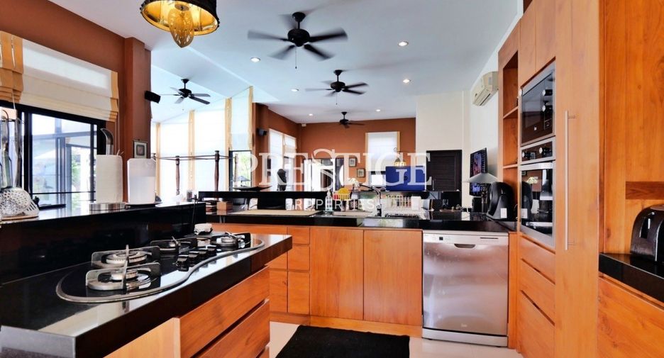 À vendre 4 chambres maison à East Pattaya, Pattaya