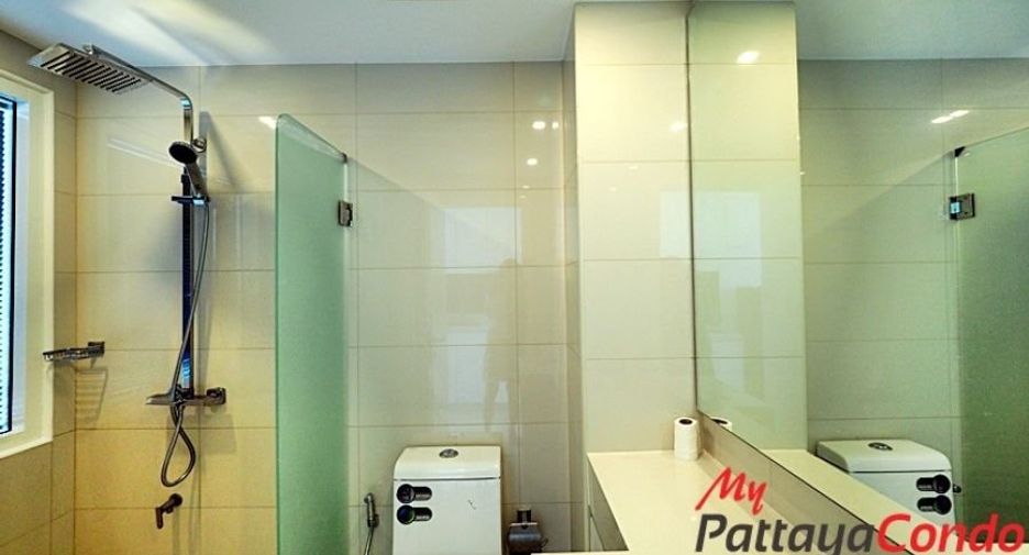 For sale studio condo in Bang Lamung, Chonburi