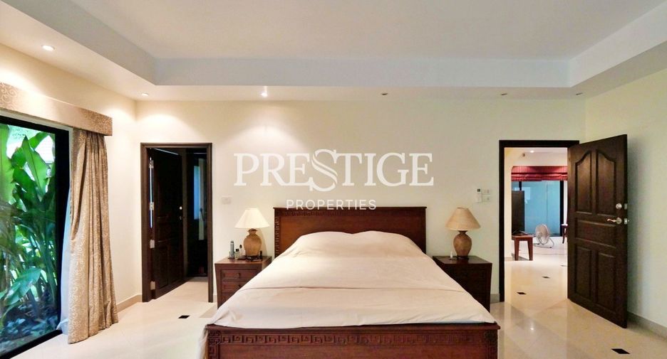 For sale 4 bed house in Bang Lamung, Chonburi
