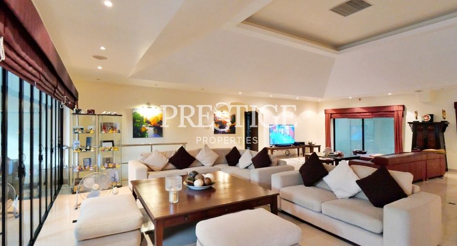 For sale 4 bed house in Bang Lamung, Chonburi