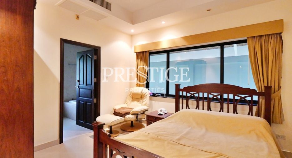 For sale 4 bed house in Bang Lamung, Chonburi