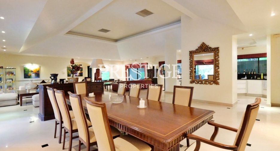 For sale 4 bed house in Bang Lamung, Chonburi