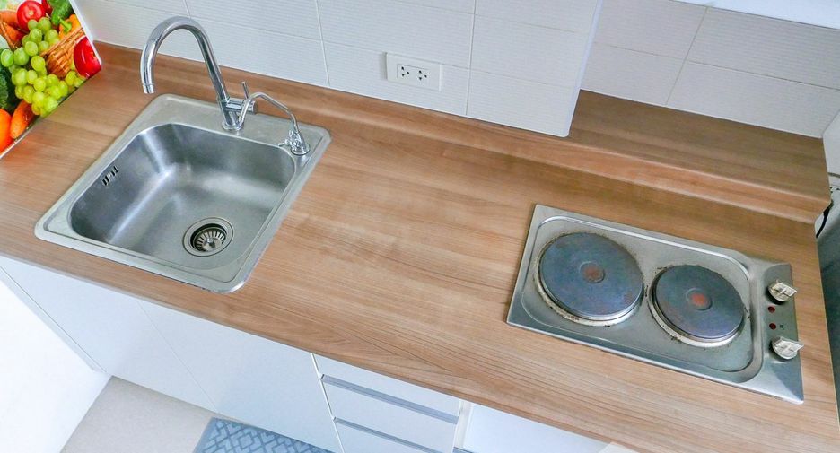For sale 1 bed condo in Phaya Thai, Bangkok