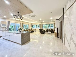 For sale 6 bed house in Bang Lamung, Chonburi