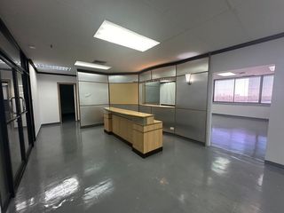 For rent 1 bed office in Yan Nawa, Bangkok