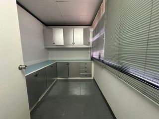 For rent 1 bed office in Yan Nawa, Bangkok