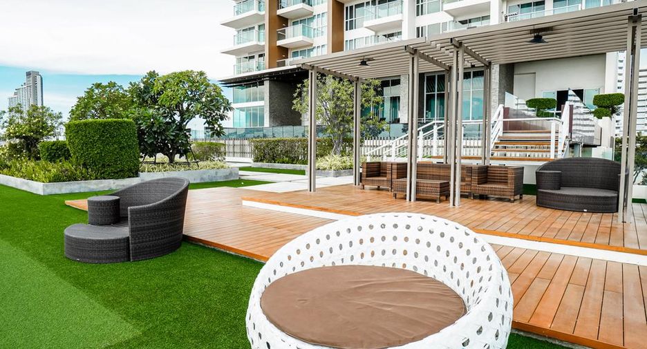 For sale 2 bedrooms condo in Bang Lamung, Chonburi