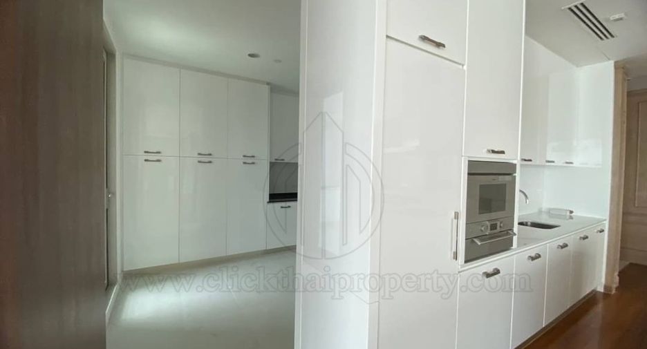 Wohnung zur Miete mit 4 Zimmer in Pathum Wan, Bangkok