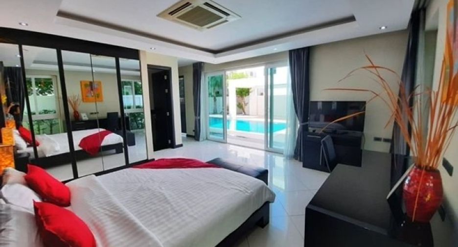 For sale 5 bedrooms house in Bang Lamung, Chonburi