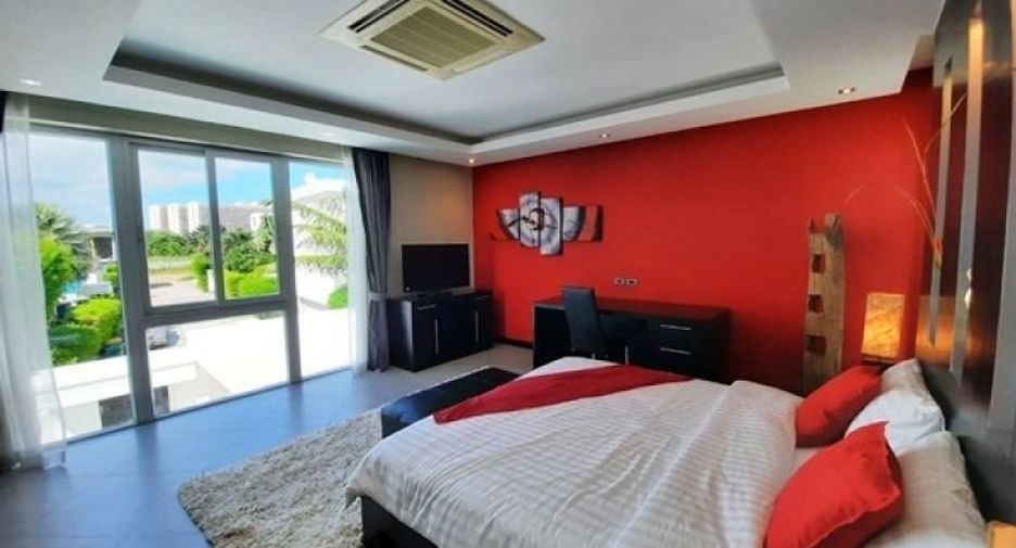 For sale 5 bedrooms house in Bang Lamung, Chonburi