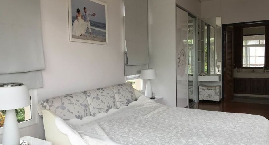 For rent and for sale 4 bedrooms house in Sattahip, Chonburi