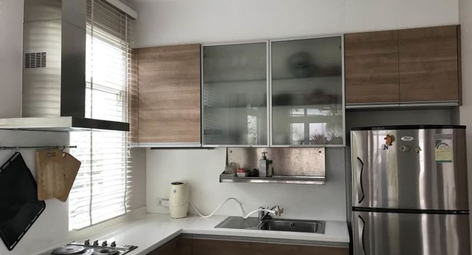 For rent and for sale 4 bedrooms house in Sattahip, Chonburi