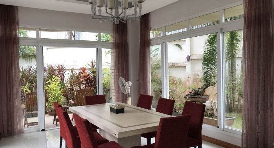 For rent and for sale 4 bedrooms house in Sattahip, Chonburi