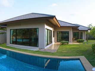 Casa en alquiler de 3 habitaciones en Huay Yai, Pattaya