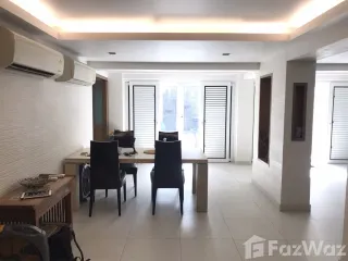 For sale 4 Beds house in Khlong Toei, Bangkok