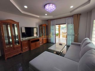 For rent 4 bed house in North Pattaya, Pattaya