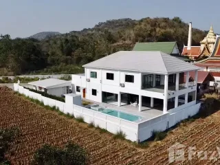 For sale 5 bed villa in Pran Buri, Prachuap Khiri Khan