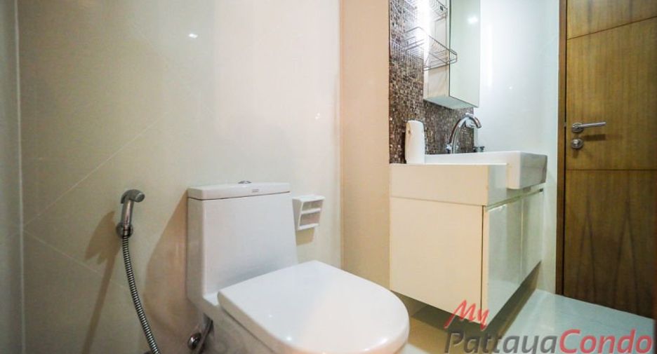 For sale 2 bedrooms condo in Bang Lamung, Chonburi