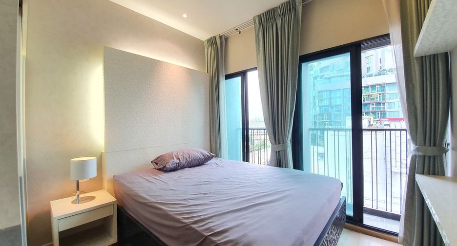 For rent 2 bedrooms condo in Khlong Toei, Bangkok