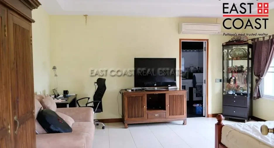 For sale 4 ベッドルーム house in Bang Lamung, Chonburi