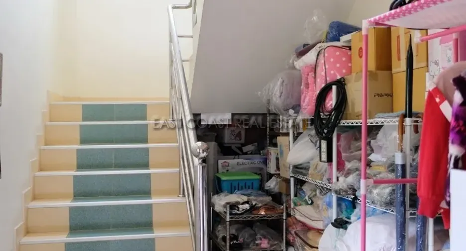 For sale 4 ベッドルーム house in Bang Lamung, Chonburi