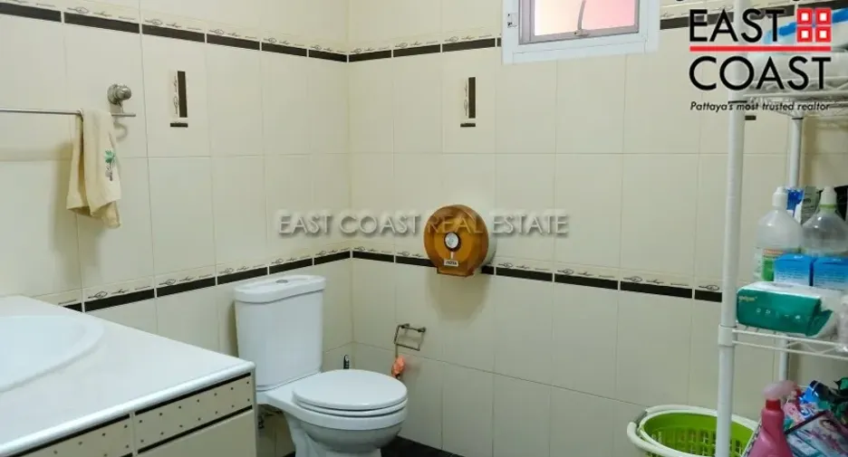 For sale 4 ベッドルーム house in Bang Lamung, Chonburi