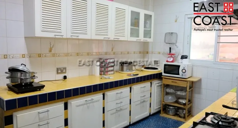 For sale 4 ベッドルーム house in Bang Lamung, Chonburi