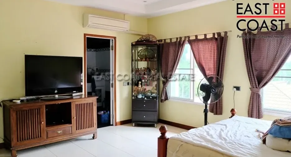 For sale 4 ベッドルーム house in Bang Lamung, Chonburi