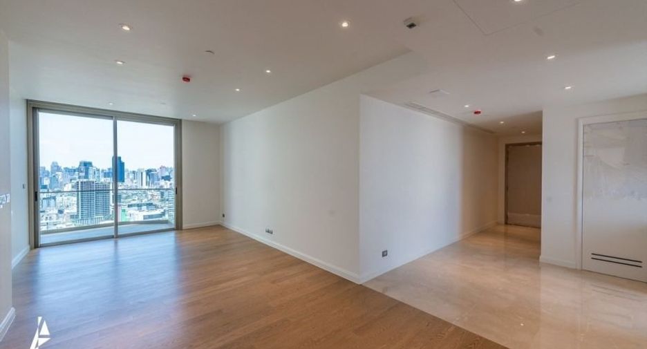 For sale 2 bedrooms condo in Khlong San, Bangkok