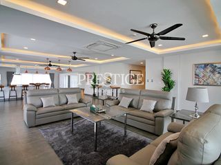 For sale 5 Beds condo in Bang Lamung, Chonburi