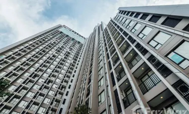 For sale 1 bed condo in Watthana, Bangkok