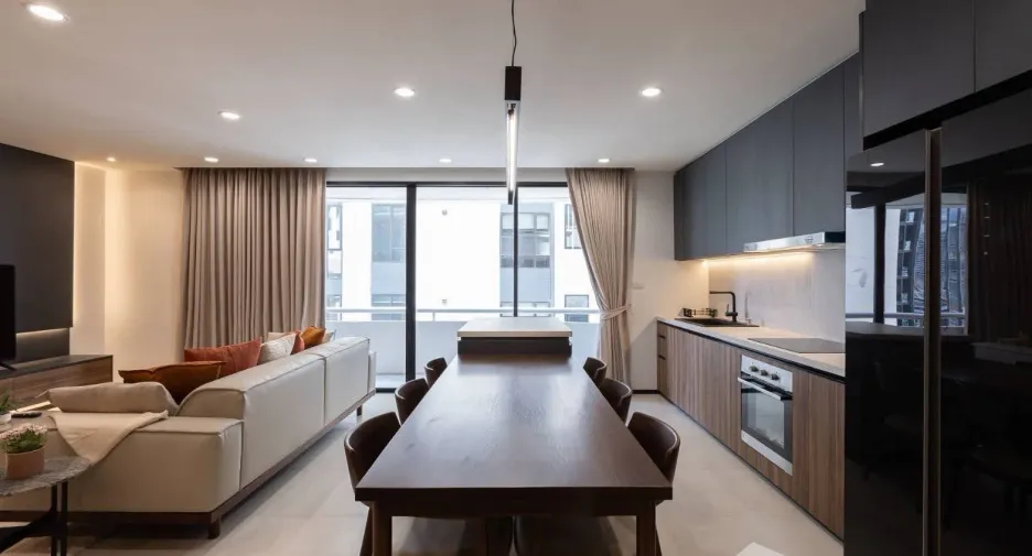 For rent 4 Beds condo in Khlong Toei, Bangkok