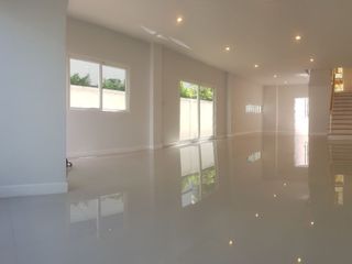 For sale 2 bed townhouse in Lat Phrao, Bangkok