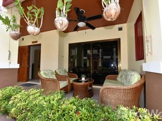 For sale 3 bed townhouse in Cha Am, Phetchaburi