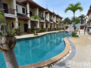 For sale 3 bed townhouse in Cha Am, Phetchaburi