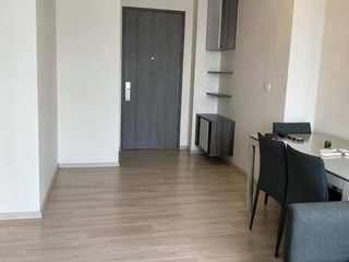 For rent 2 bed condo in Huai Khwang, Bangkok