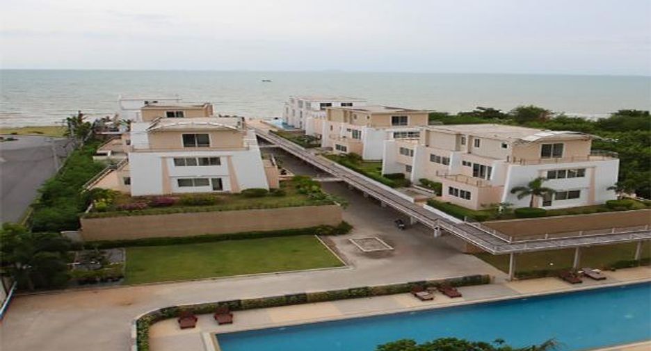 For sale 2 bedrooms condo in Jomtien, Pattaya
